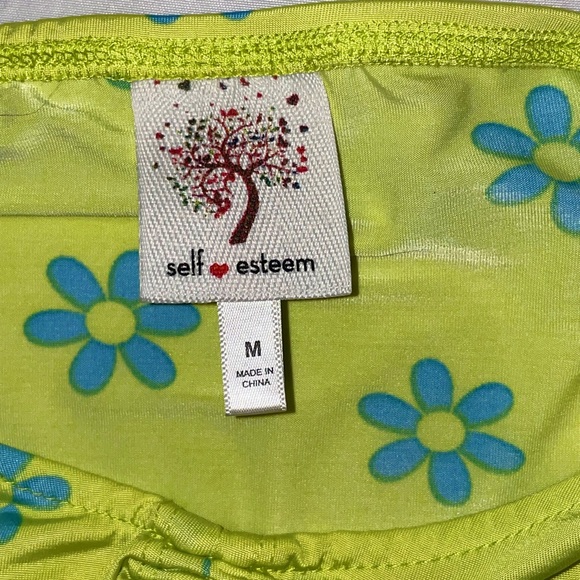 Green cropped halter - Picture 2 of 5